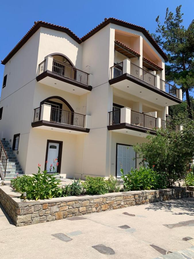 Raxes Kastanies Despina Studios # 4 Raches  Экстерьер фото